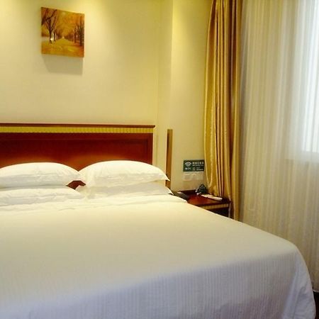 Greentree Inn Jiangsu Wuxi Yangjian Xihu Road Express Hotel Exterior photo