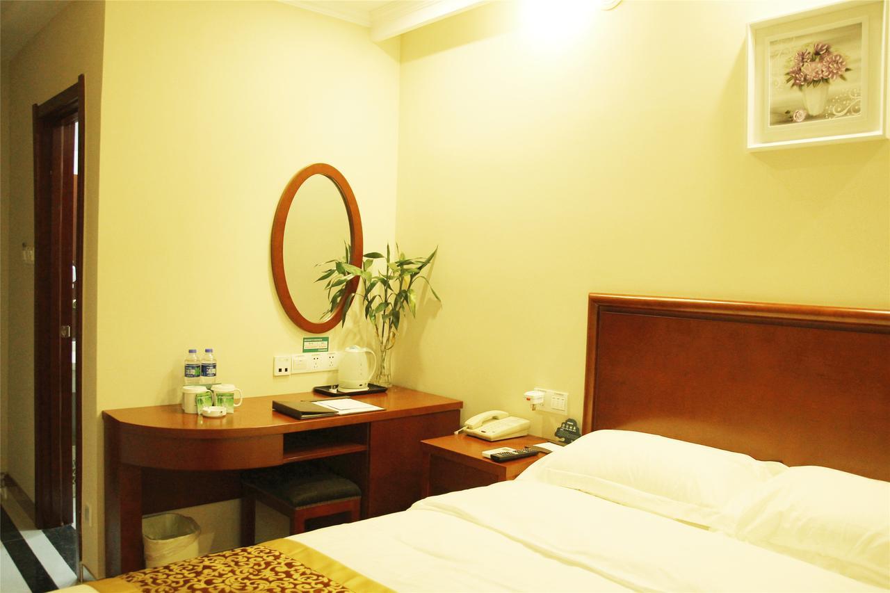 Greentree Inn Jiangsu Wuxi Yangjian Xihu Road Express Hotel Exterior photo